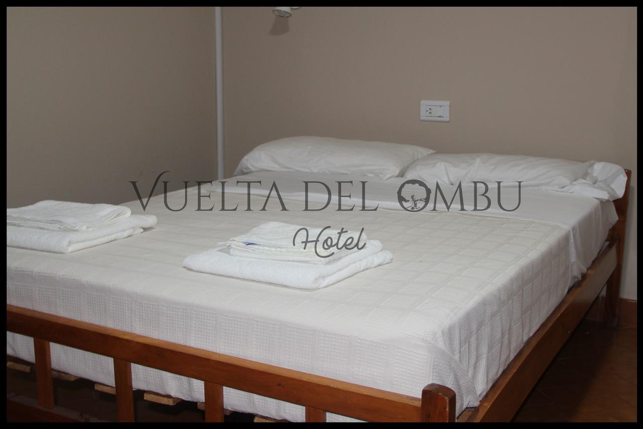 Hotel Vuelta Del Ombu Gobernador Virasoro Luaran gambar